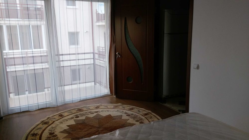 Inchiriez Apartament