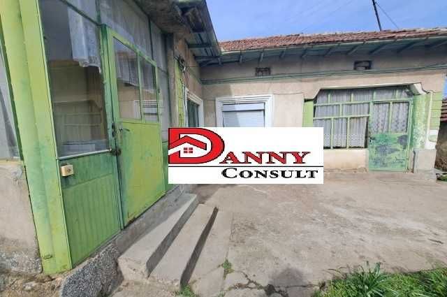 Продава се Къща в Велико Търново, Акация - 178 кв.м за 129 €/кв.м - Снимка #1