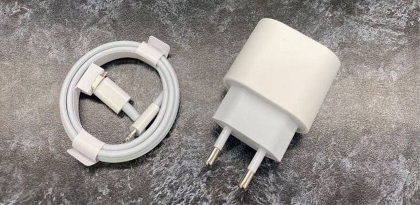 Продам Адаптер + Шнур 20W