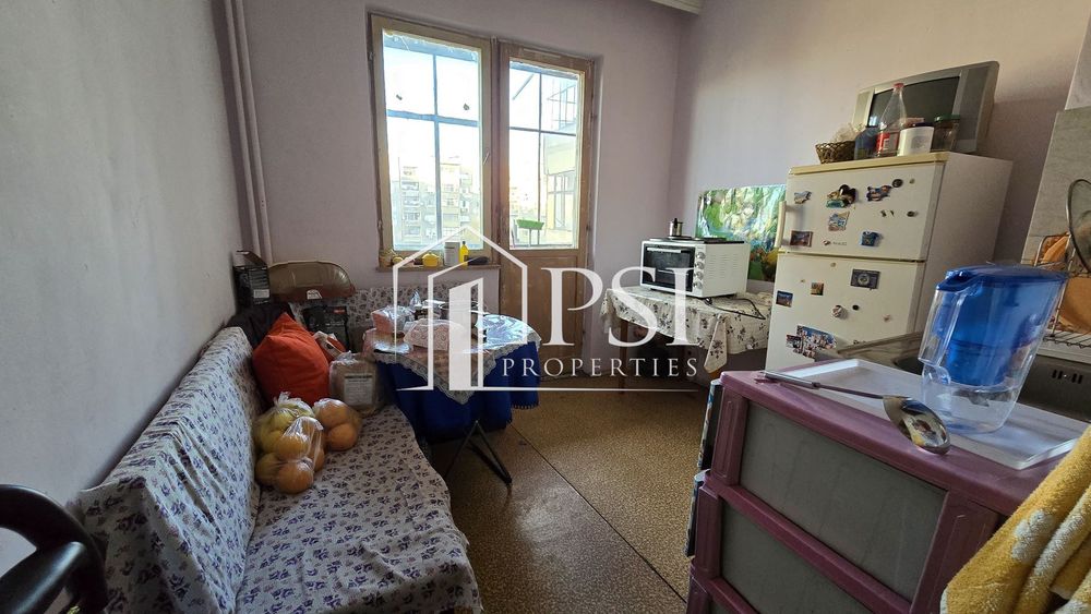 Продава се Двустаен апартамент в Пловдив, Изгрев - 56 кв.м за 768 €/кв.м - Снимка #2