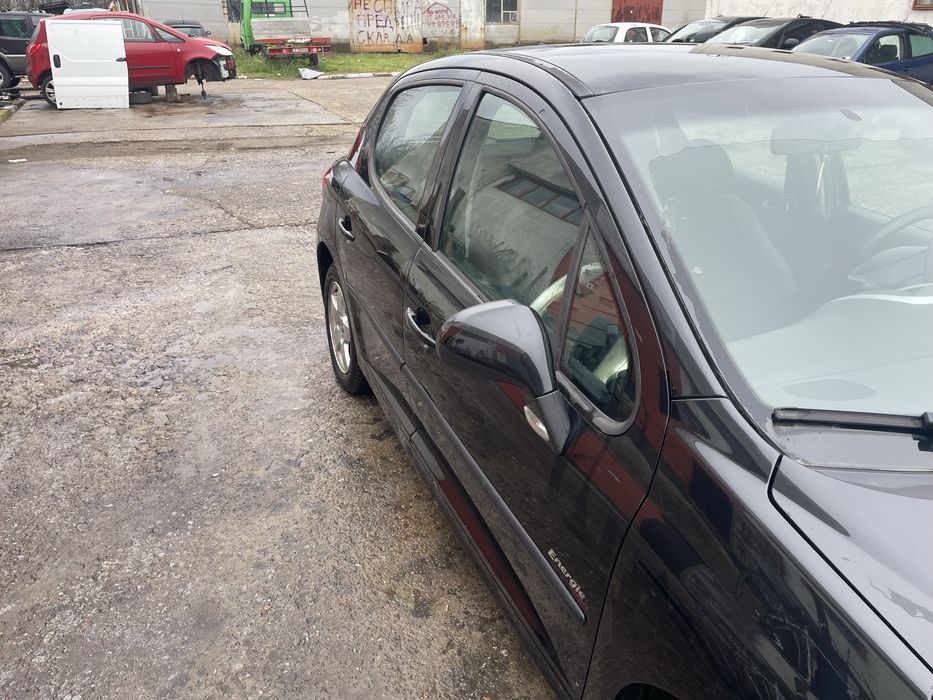 Peugeot 207 1.6 120 ка на части