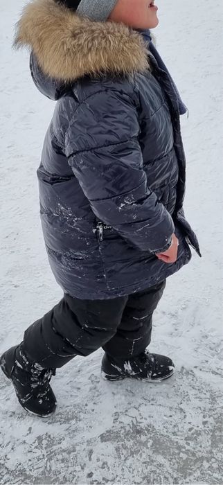 Продам не продуваемую куртку