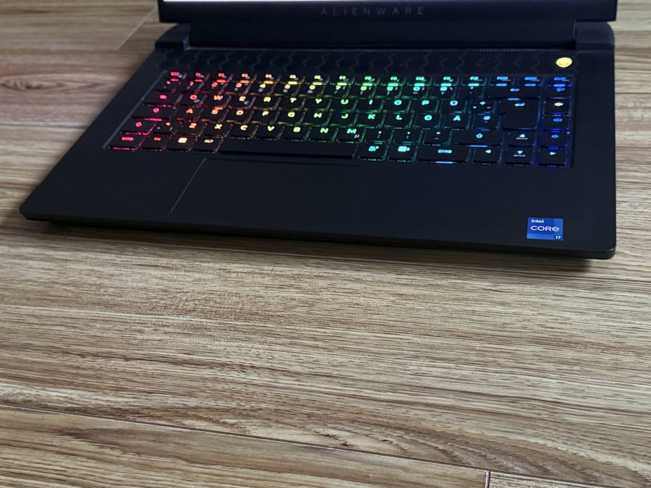 Alienware M15 R7`i7-12700H/RTX 3080Ti-16GB/32GB DDR5/512GB SSD/165Hz