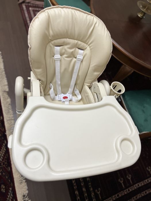 Стол кормления для детей