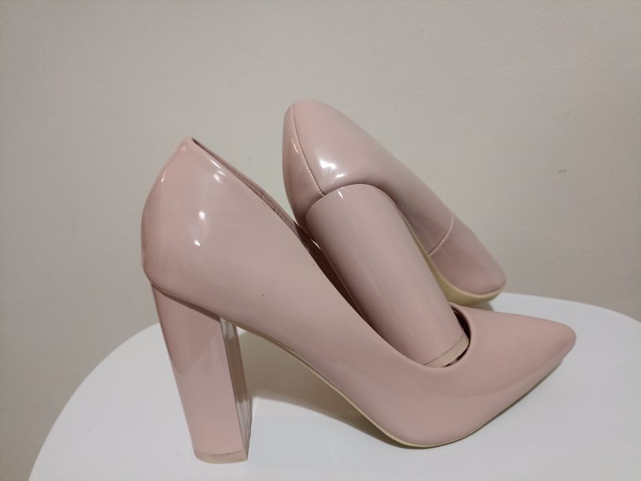 Обувки  на  ток розови