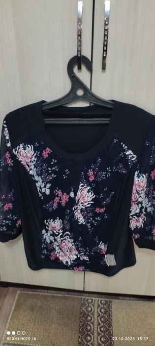 Одежда женская ,платья блузки