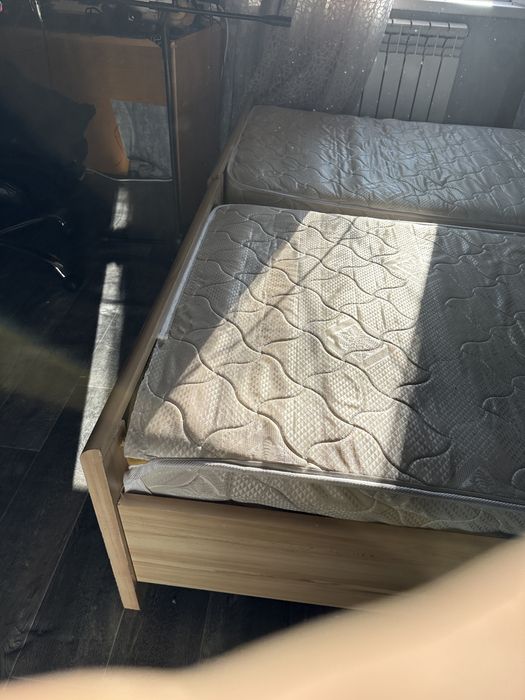 продам 2 кровати 100х200