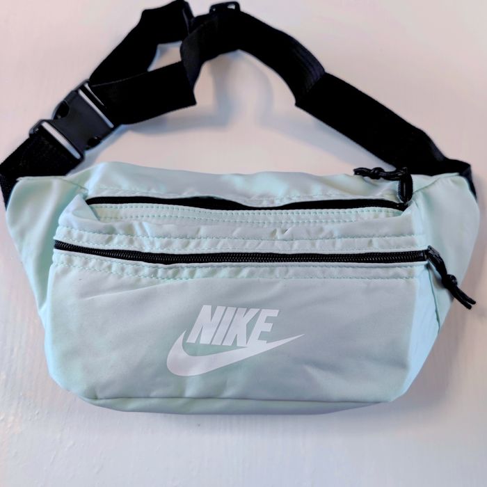 Чанта / паласка Найк (Nike)