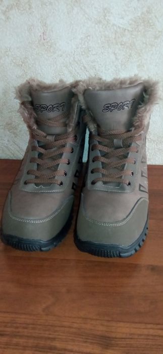 Продам много разной мужской новойобуви