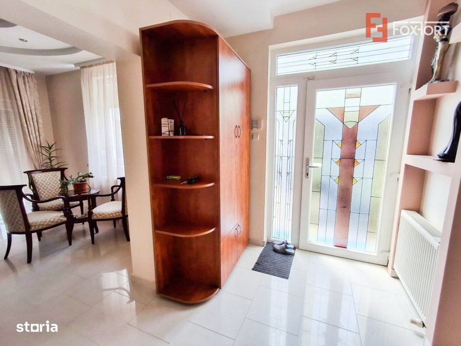 Casa individuala de vanzare in Timisoara cu sauna si piscina, zona Fra