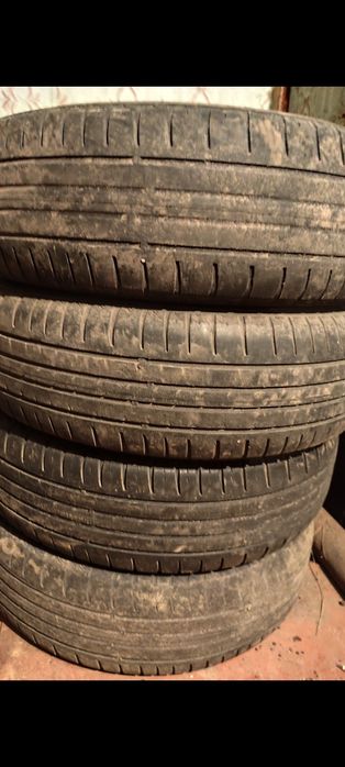 Продам резину б,у хор тех состояние.