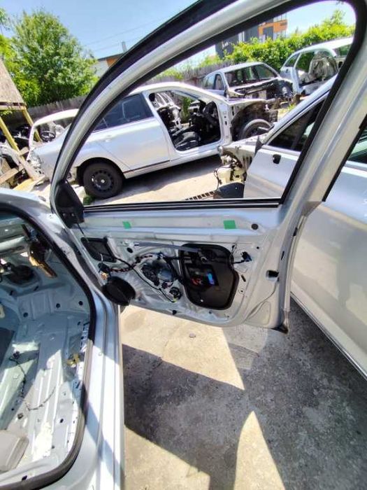 Usa dreapta fata  Skoda Octavia 3 MODEL 2016