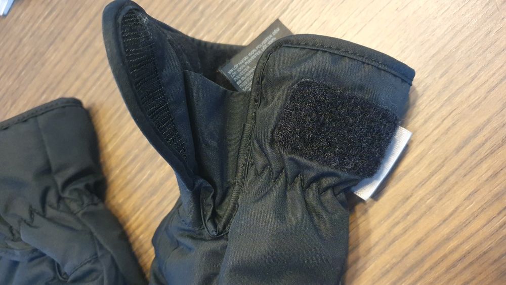 Продам детские варежки