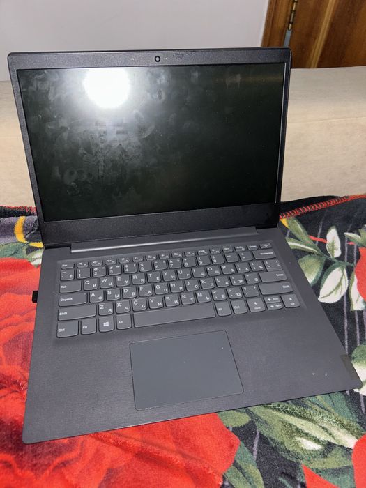 Продам ноутбук в отличном состоянии