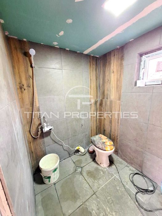 Едноетажна къща в Старосел