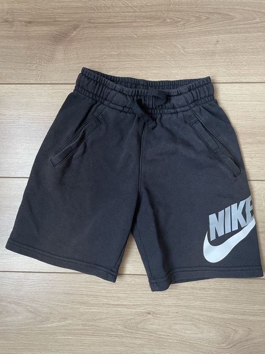 Оригинални шорти/ къси панталони Nike