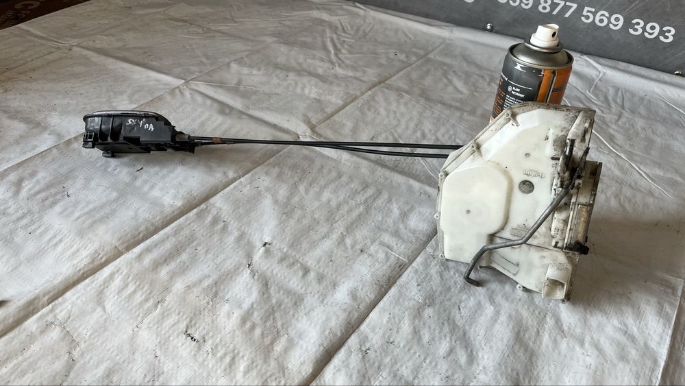 Заключващ механизъм и брава за задна лява врата Suzuki SX4 (2007-2013)