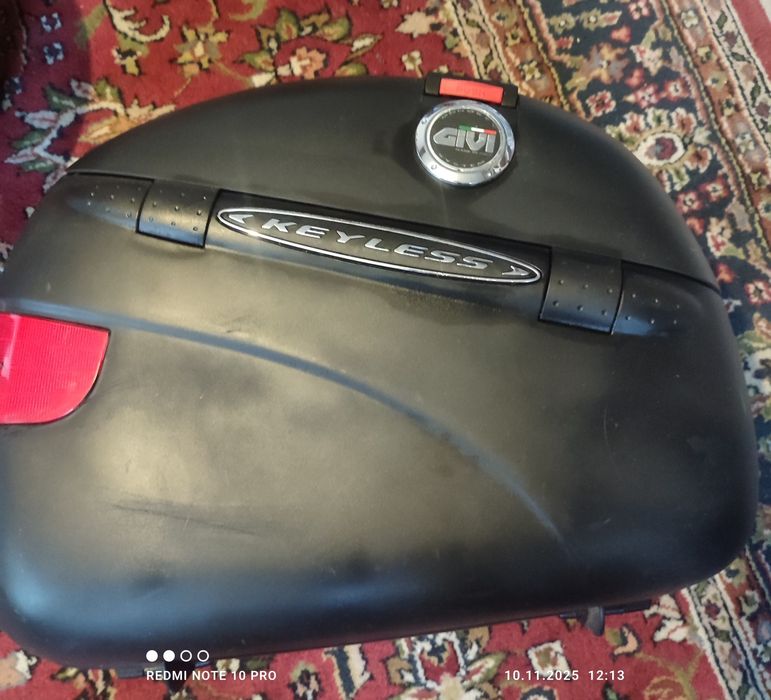 Vand Side case ( Coburi)  givi keyless