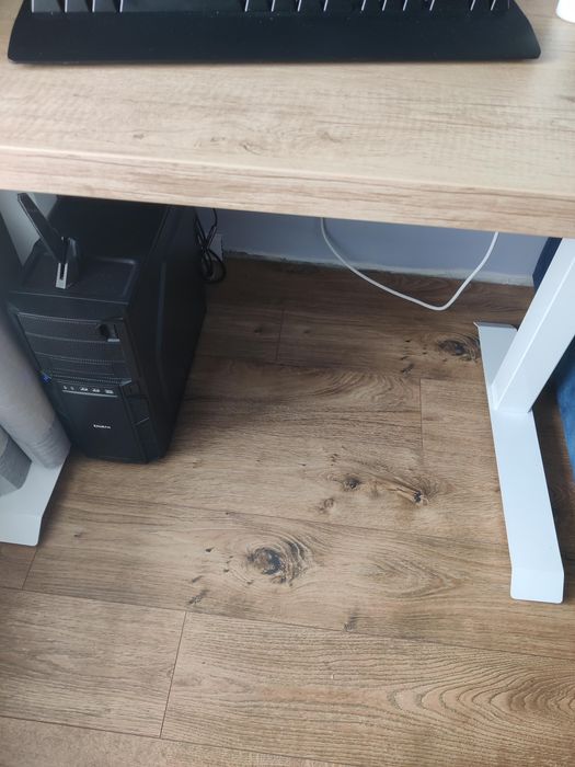 Плот за бюро 110x70 см светъл цвят