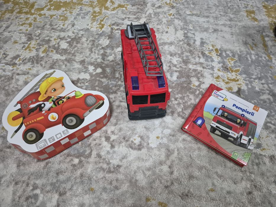 Set pompieri mașina puzzle carte