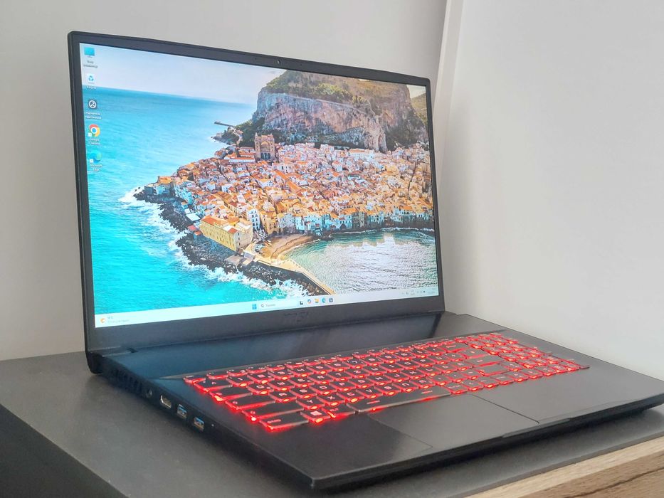 32GB RAM RTX 3060 Core i7-10750H 17.3" FULL HD 144hz IPS геймърски лаптоп MSI GF75 Thin