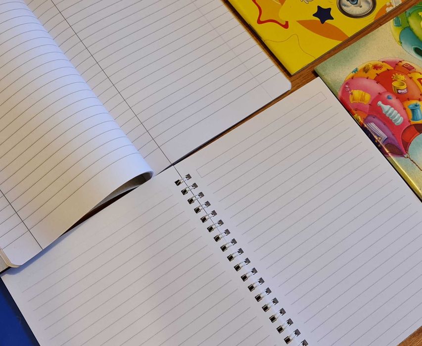 Тетрадки и тефтери 6 бр, широки редове