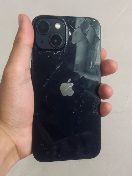 iPhone 13