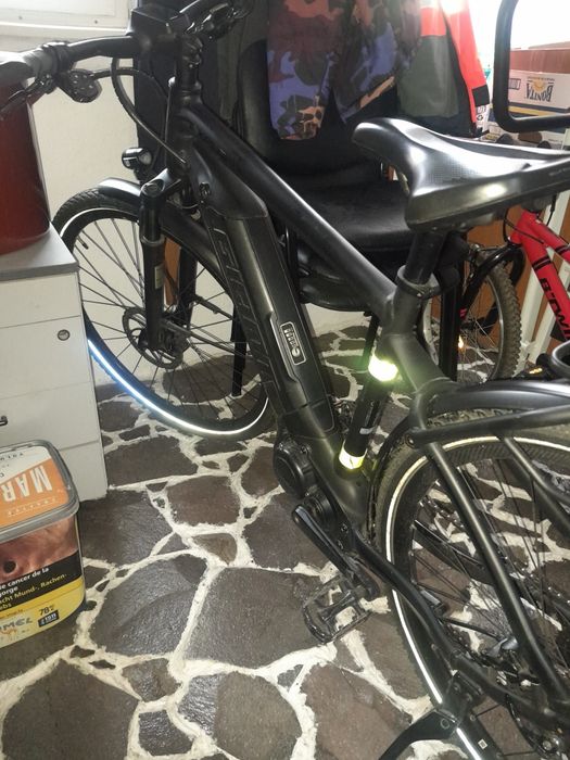 Vind bicicleta electrică