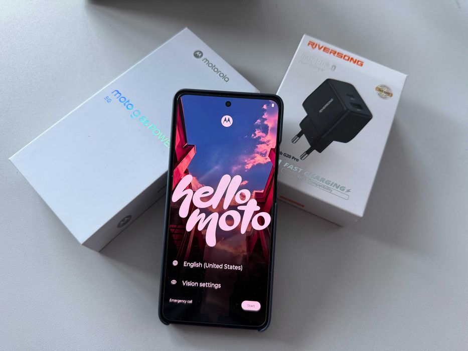 Motorola G86 Power / 256GB / 12GB RAM / 5G / PANTONE - NOU!