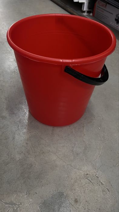 Продам баки, вёдра, бидоны