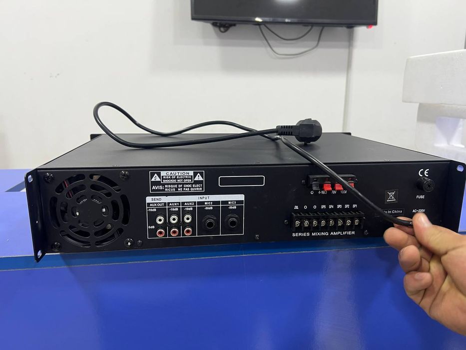 Usilitel Ampiller 5500