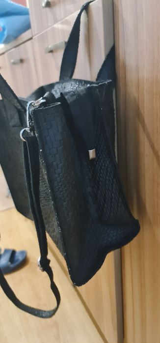 Черна чанта от естествена кожа