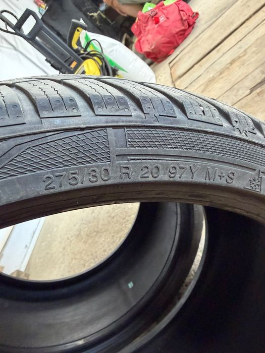 4 гуми - 3бр Vredestein, 1Michelin