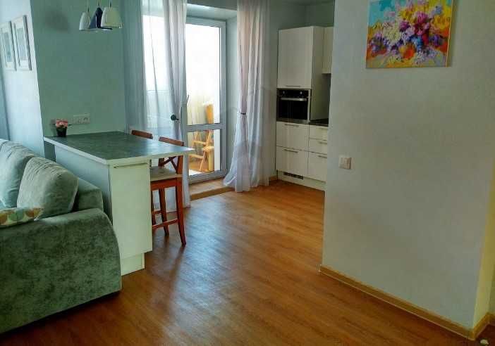 Дава се под наем Двустаен апартамент в Пловдив, Изгрев - 65 кв.м за 244.8 € - Снимка #2