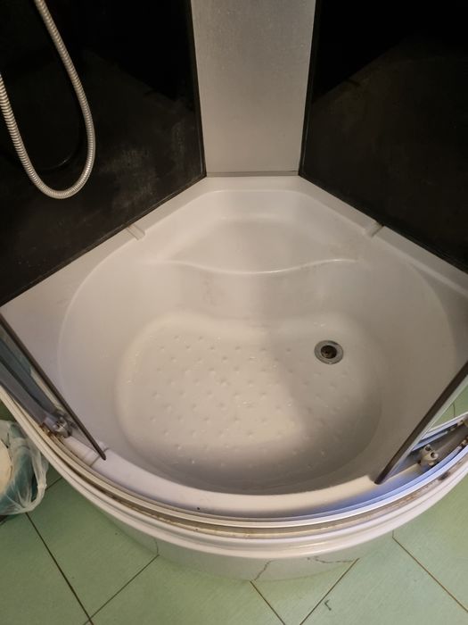 Продам душевую кабину