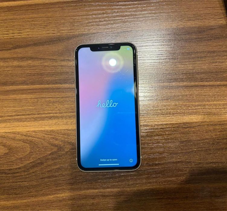 iPhone 11 белый 128 Гб