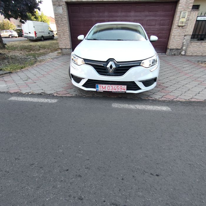RENAULT Megane