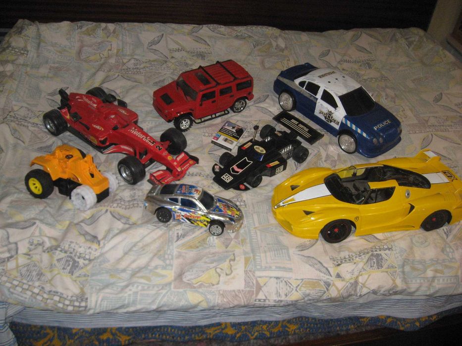 ЕВТИНИ играчки  ГОЛЕМИ  7 бр.