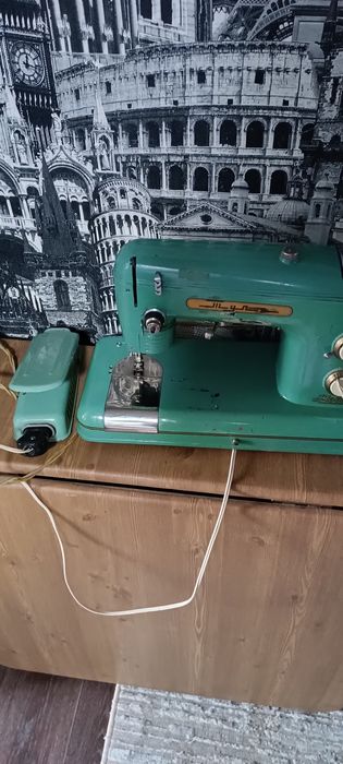 Швейная машинка.