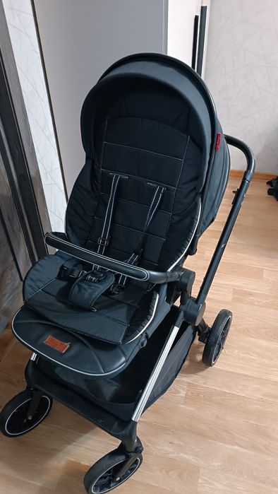 Продам коляску 65 000