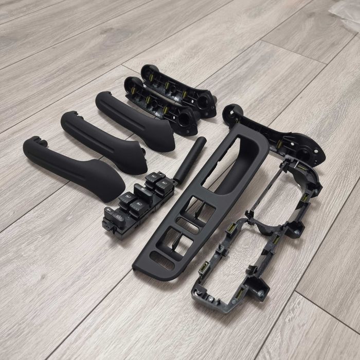 Produs NOU - Set complet manere interior si butoane geam Vw Golf IV 4 Bora 1997-2005