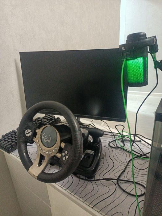 Игровой руль сатылады