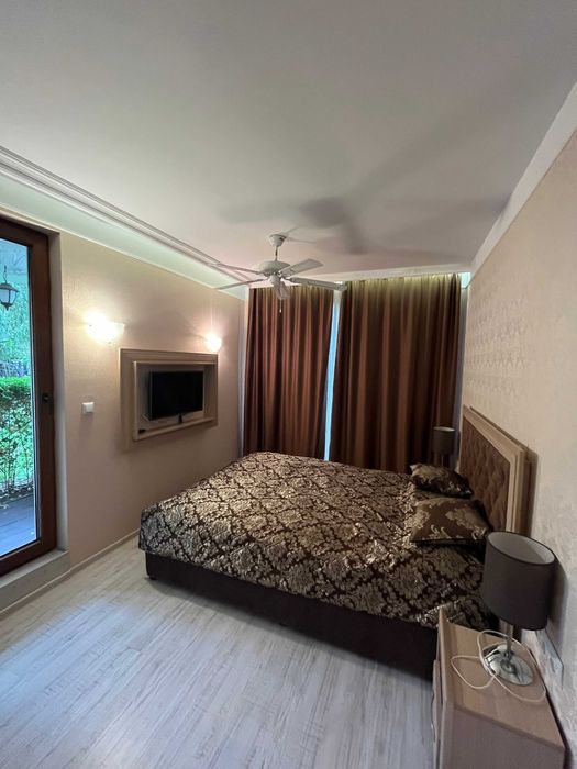 Дава се под наем Тристаен апартамент в к.к. Слънчев бряг - 90 кв.м за 816 € - Снимка #7