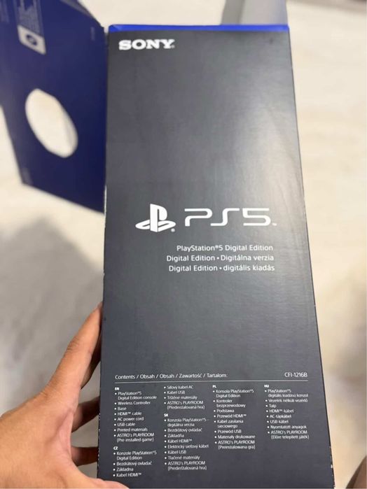 PS 5 consola noua !