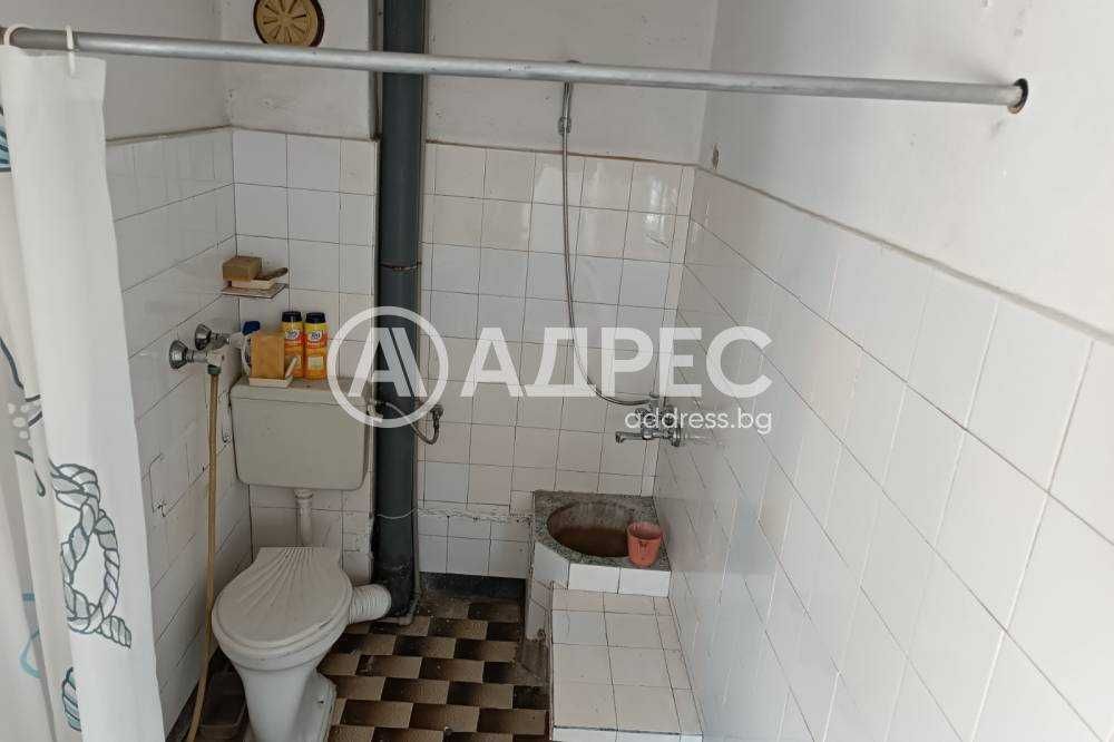 Продава се Къща в Разград, Житница - 234 кв.м за 877 €/кв.м - Снимка #8