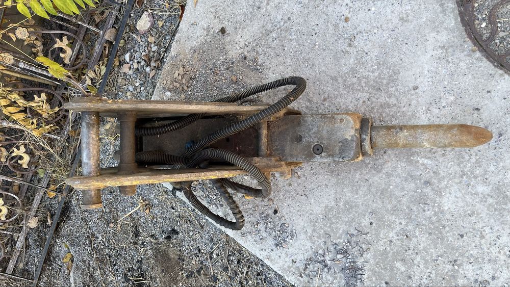 Гидромолот для экскаватор малютка бу