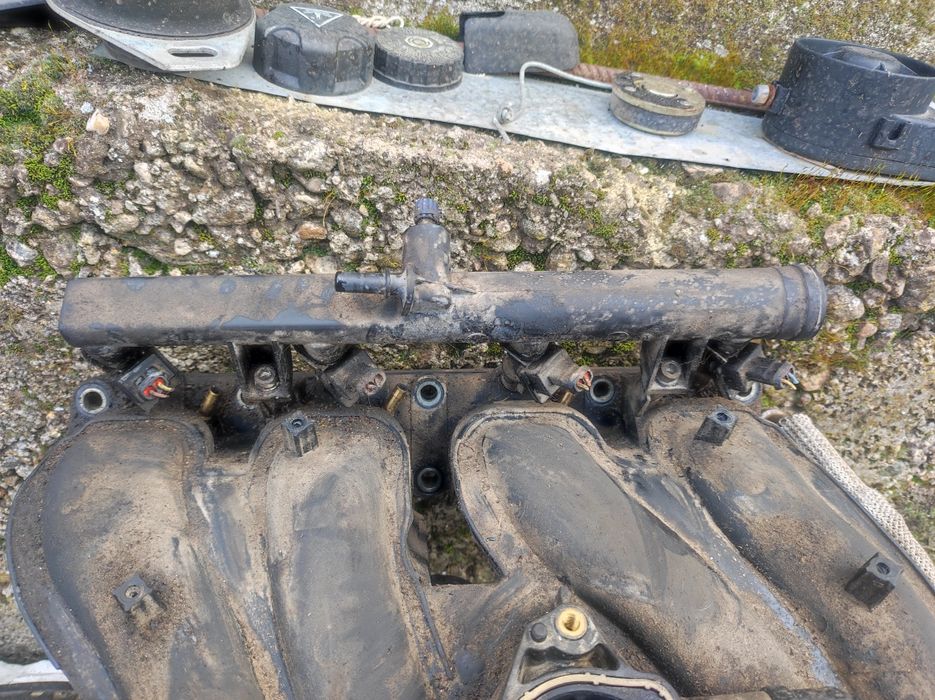 Всмукателен колектор с рейката и дюзите за Пежо-407,1.8,16V-116к.с.