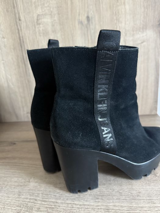 Боти Calvin Klein с дебел ток
