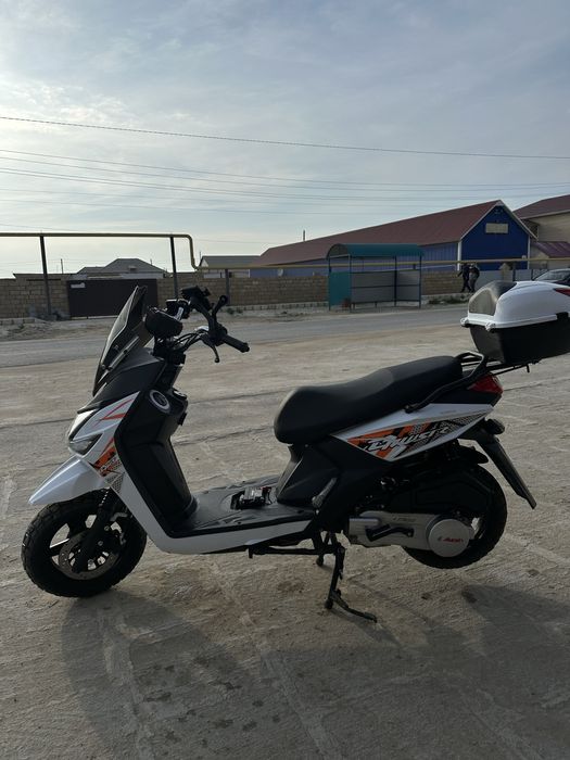 Мопед сатылады 220 000к