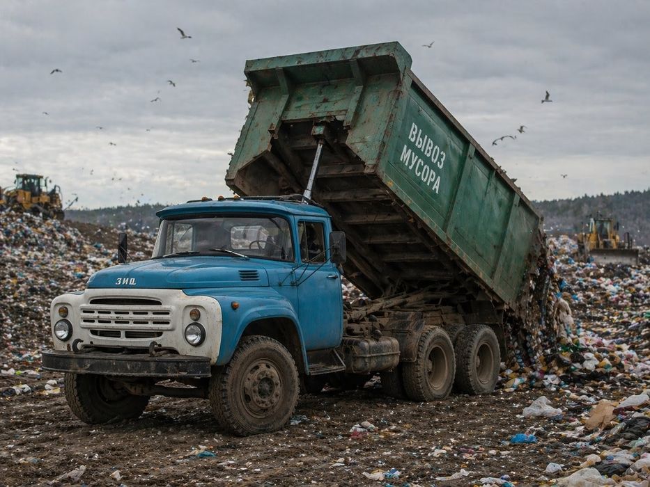 Вывоз мусора. ЗИЛ